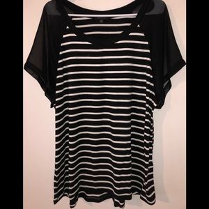 Black & white striped sheer sleeved T-shirt